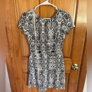 Snakeskin size 1 dress